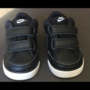Toddler Size 4 Nike Sneakers